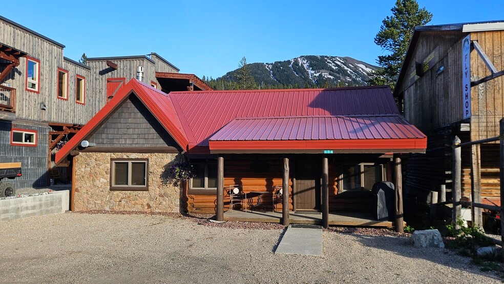 More Photos Of 304 Main St E, Cooke City Multifamily For Sale