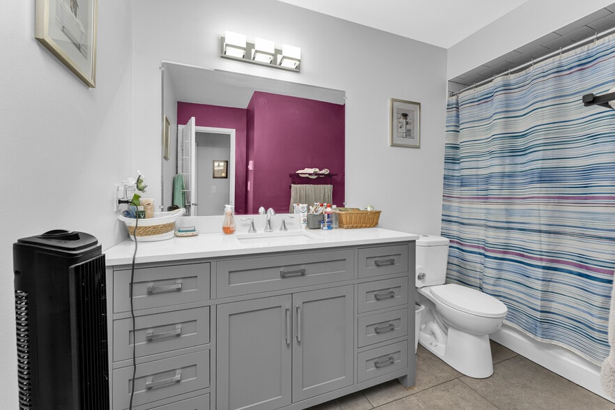 More Photos Of 109 Division St N, Kingsville Apartments For Sale