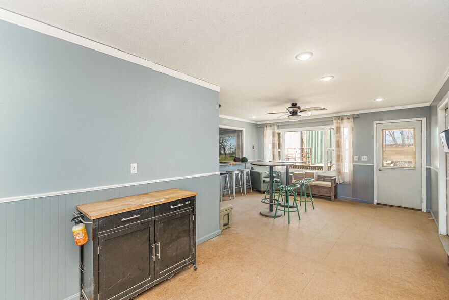 More Photos Of 7195 Singer Rd, Dayton Horse Stables For Sale