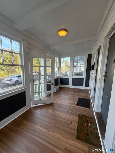 More Photos Of 80-82 Maple Ave, New London Apartments For Sale