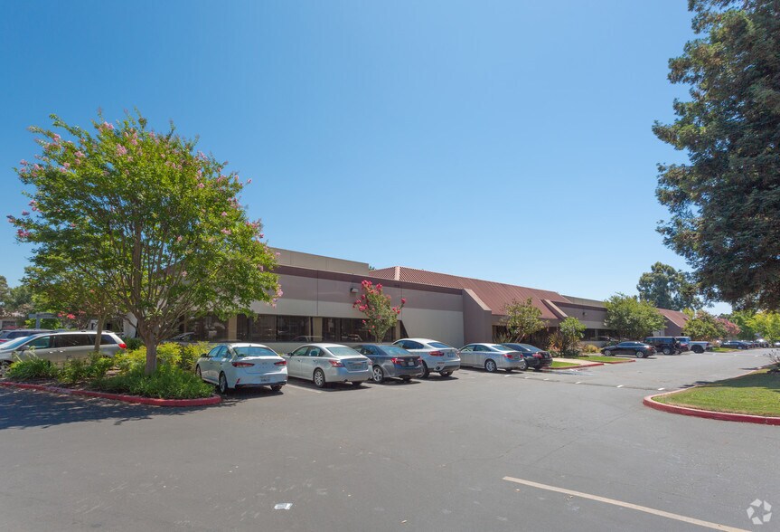 More Photos Of 2150 John Glenn Dr, Concord Telecom Hotel Data Hosting For Lease