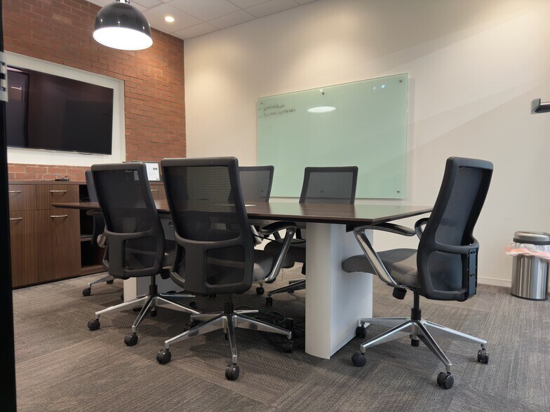 More Photos Of 22211 W Interstate 10, San Antonio Coworking Space