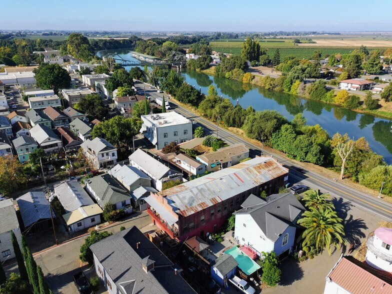 More Photos Of 14099 River Rd, Walnut Grove Warehouse For Sale