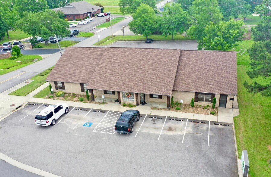 More Photos Of 220 N Phoenix Ave, Russellville Medical For Sale