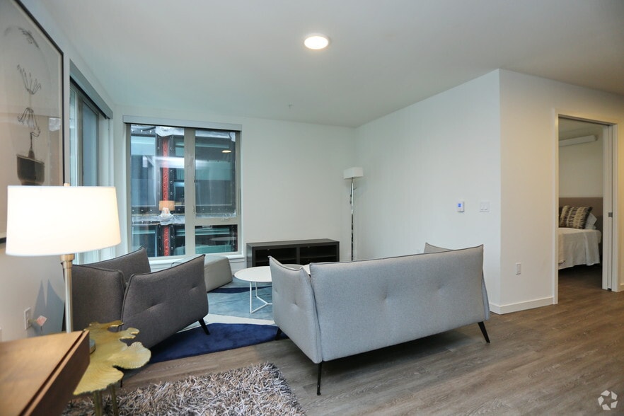 More Photos Of 910 John St, Seattle Apartments For Lease