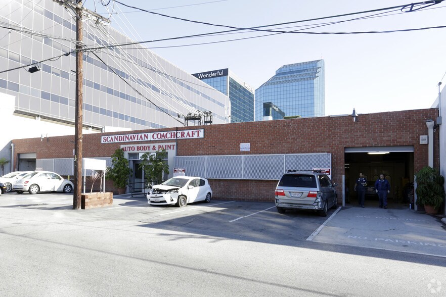 More Photos Of , Los Angeles Unknown For Sale