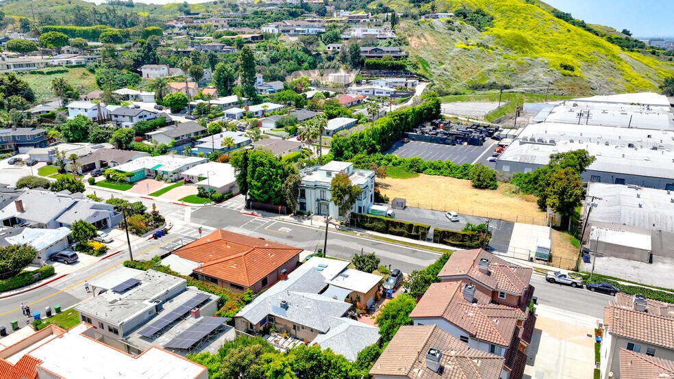 Primary Photo Of 3801 Lenawee Ave, Culver City Loft Creative Space For Sale