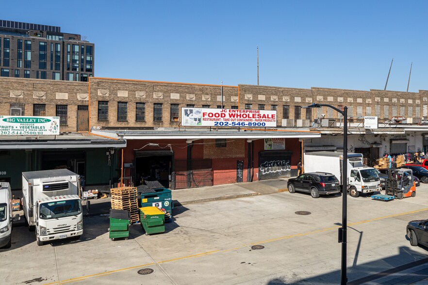 More Photos Of 1310-1324 5th St NE, Washington Storefront For Sale
