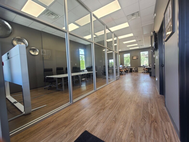 More Photos Of 240 O Connor Ridge Blvd, Irving Office For Sale