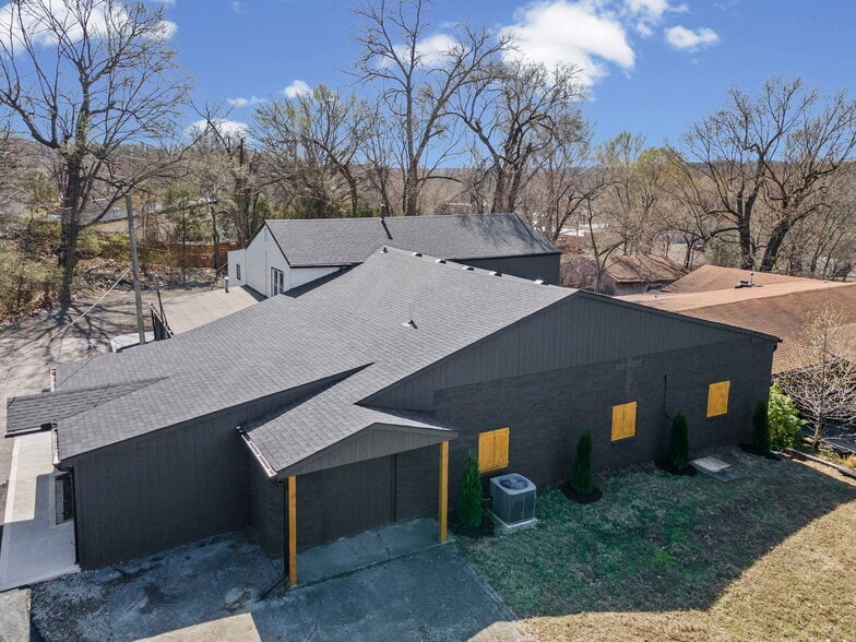 Primary Photo Of 2015 NW 50th St, Northmoor Religious Facility For Sale