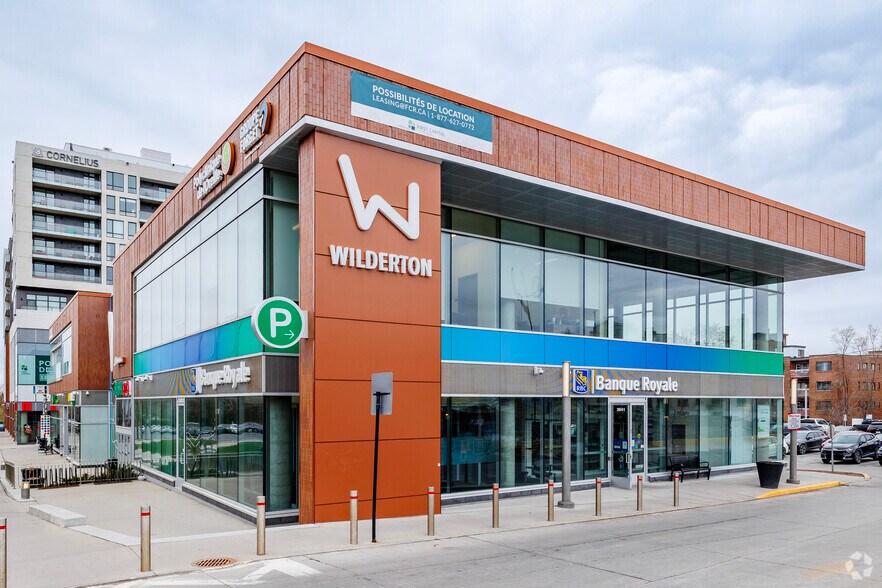 Primary Photo Of 2615-2865 Av Van Horne, Montréal Restaurant For Lease