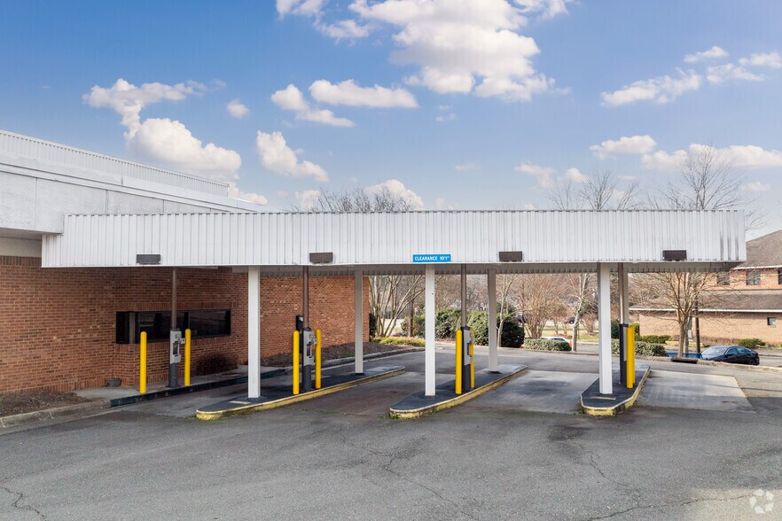 More Photos Of 1775 Dobbins Dr, Chapel Hill Bank For Sale