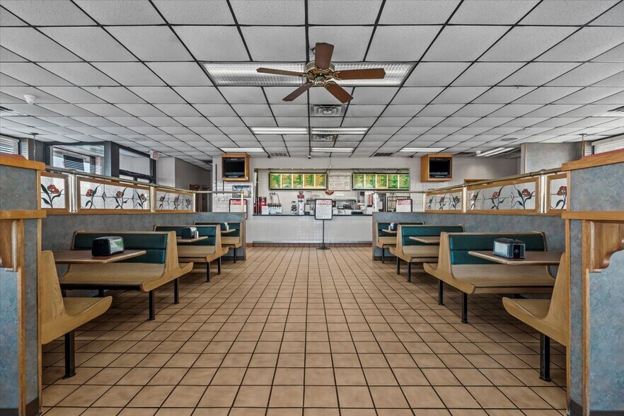 More Photos Of 1803 Easley Bridge Rd, Greenville Restaurant For Sale