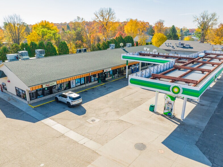 More Photos Of 8365 Silver Lake Rd, Linden Service Station For Lease