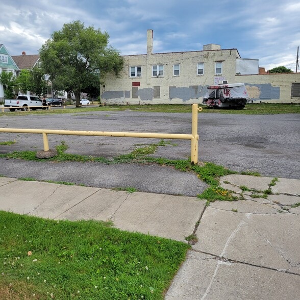 More Photos Of 125 Ontario St, Buffalo Warehouse For Sale