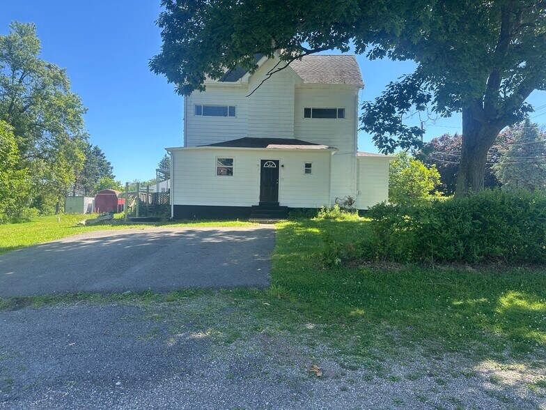 Primary Photo Of 8180 Steubenville Pike, Mc Donald Multifamily For Sale