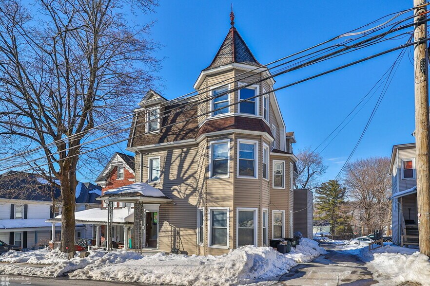 More Photos Of 38 W Central Ave, Bangor Apartments For Sale