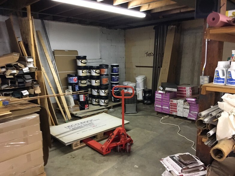 More Photos Of 390 State St N, Eden Valley Freestanding For Sale