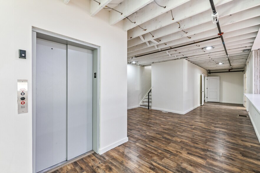 More Photos Of 7674 Main St, Midvale General Retail For Lease