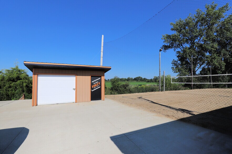 More Photos Of 15952 Oakley Rd, Chesaning Freestanding For Sale