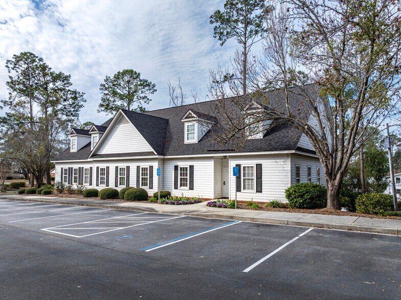 More Photos Of 1108 Gornto Rd, Valdosta Office For Sale