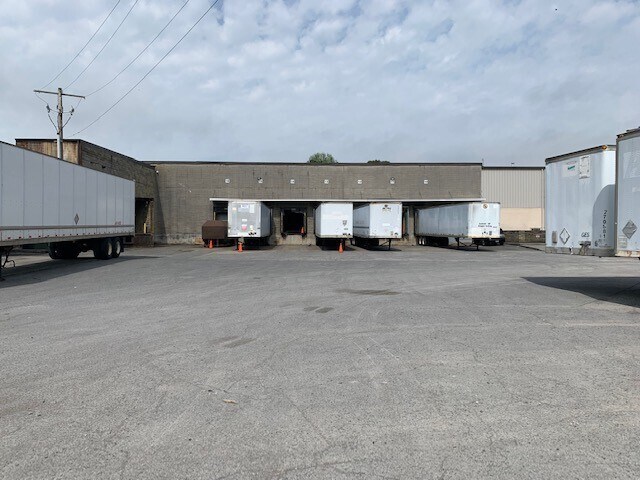 More Photos Of 355 Old Dalton Rd NE, Calhoun Warehouse For Sale