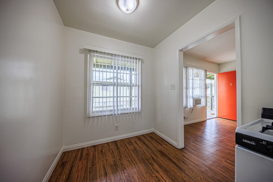 More Photos Of 650 W Wilson Ave, Glendale Apartments For Sale