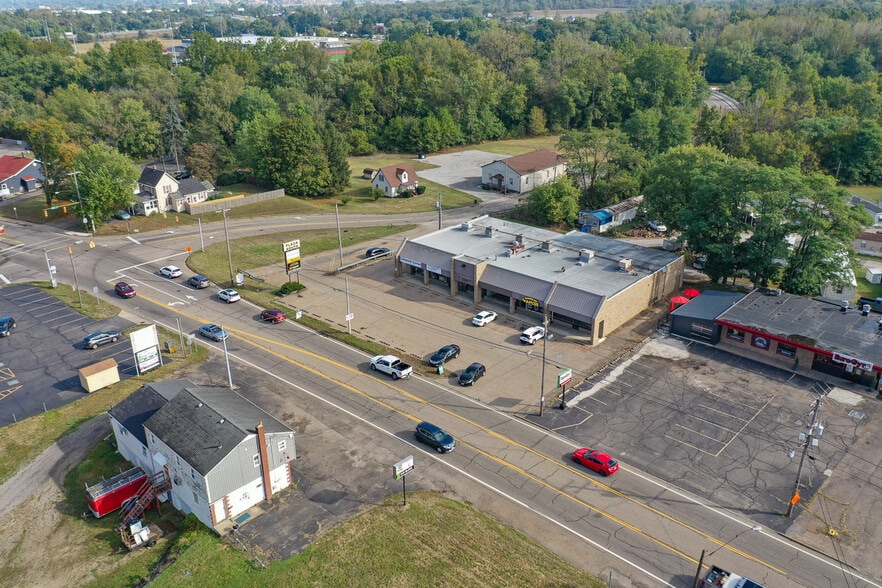 More Photos Of 2700-2728 Cleveland Ave SW, Canton General Retail For Sale