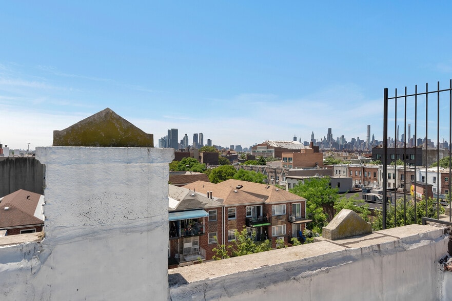 More Photos Of 4111 28th Ave, Astoria Multifamily For Sale