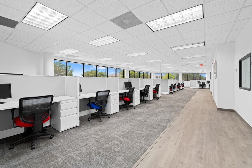 More Photos Of 3333 W Commercial Blvd, Fort Lauderdale Medical For Sale