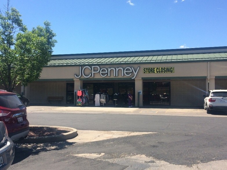 100195 Richland Sq, Richland Center, WI 53581 For Lease