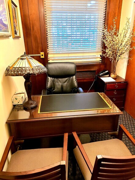 More Photos Of 1000 Park Ave, New York Apartments For Lease