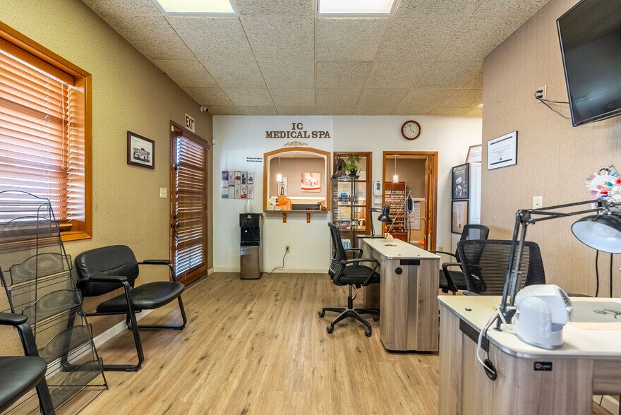 More Photos Of 4231 US Highway 86, Brawley Medical For Sale