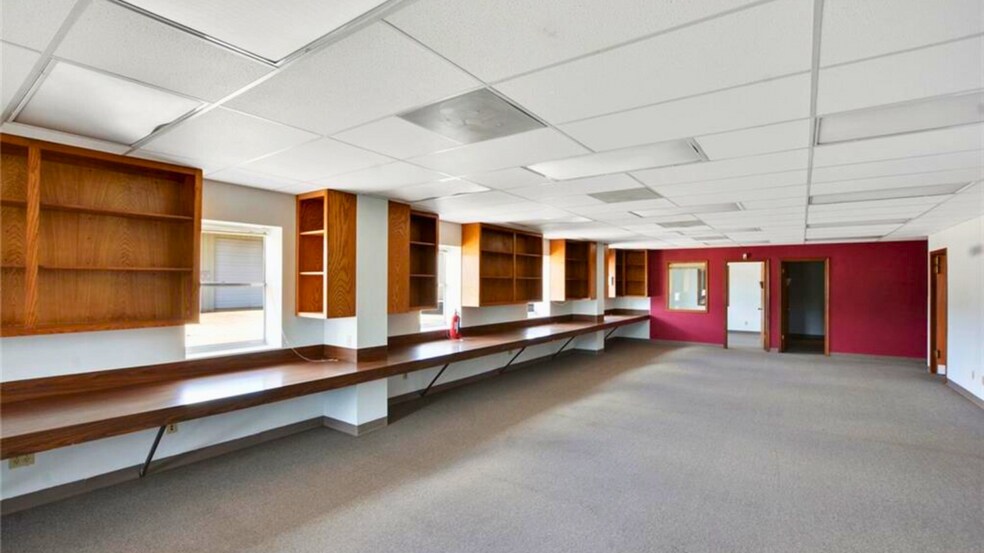 More Photos Of 4146 W US Highway 79, Rockdale Warehouse For Sale