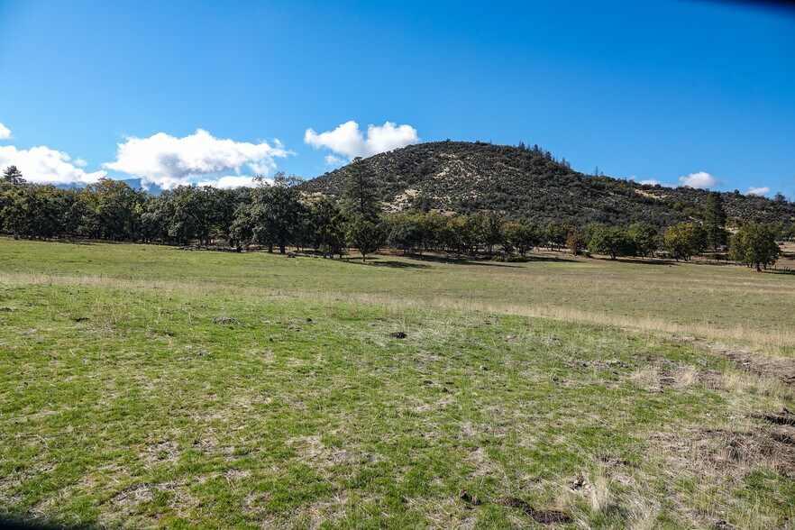 More Photos Of 3501 S State Highway 3, Etna Land For Sale