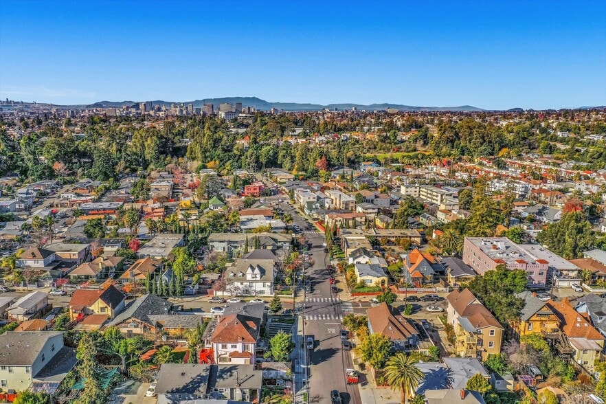 More Photos Of 2901-2907 Nicol Ave, Oakland Apartments For Sale