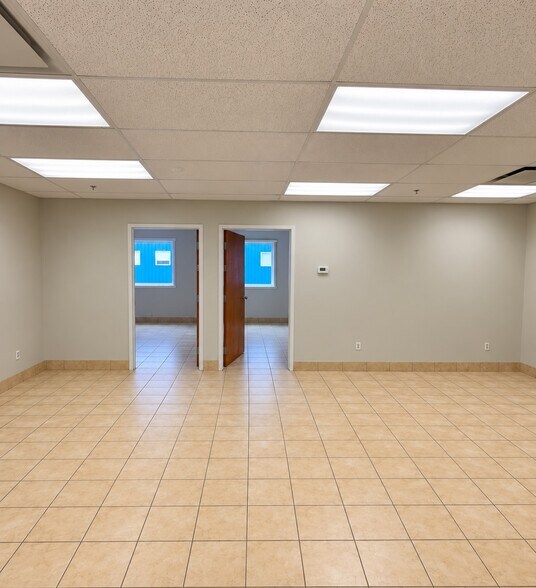 More Photos Of 8800 Venture Av SE, Calgary Warehouse For Lease