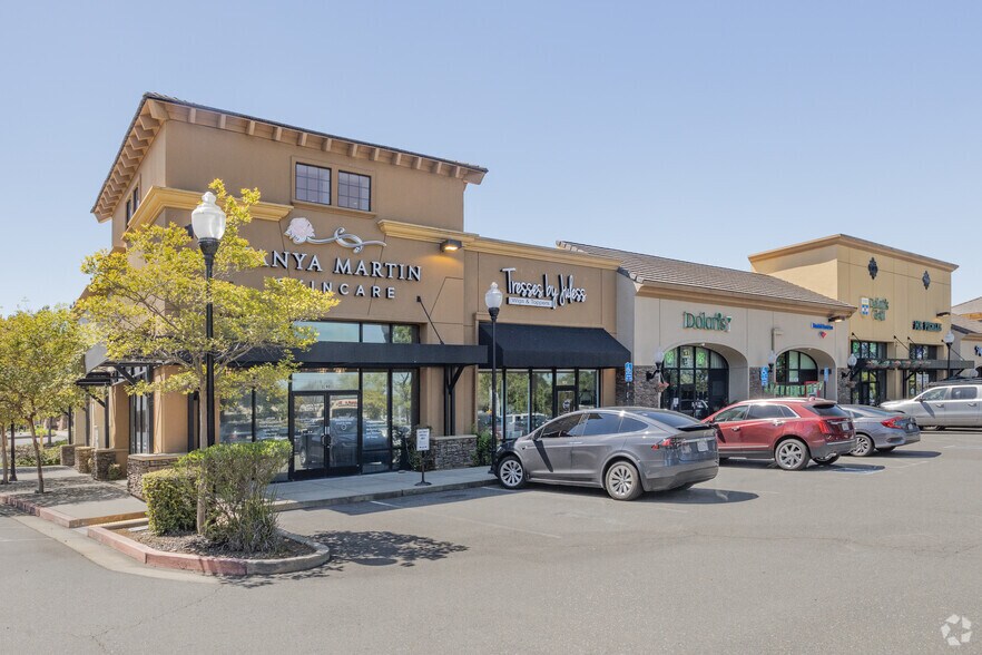 More Photos Of 199 Blue Ravine Rd, Folsom Freestanding For Lease
