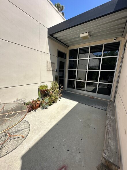 More Photos Of 12202-12212 W Washington Blvd, Los Angeles Medical For Lease