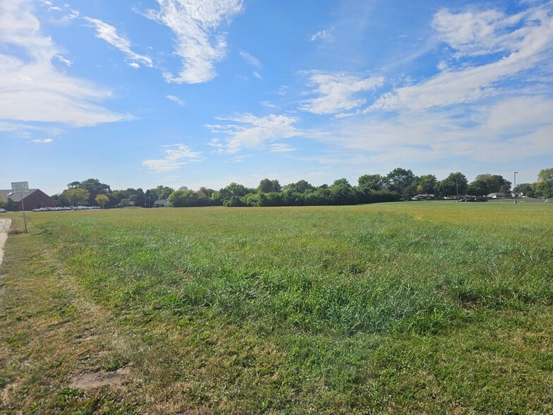 More Photos Of 23700 Getson Ave, Plainfield Land For Sale