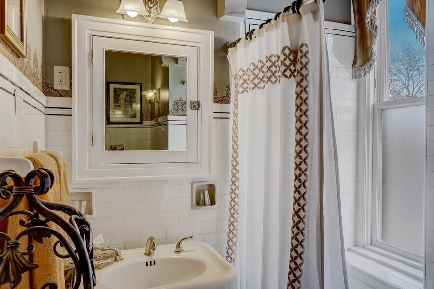 More Photos Of 3209 W Wells St, Milwaukee Hospitality For Sale