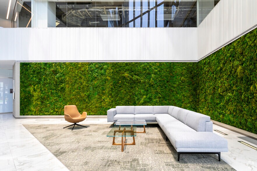 More Photos Of 1410-1430 Spring Hill Rd, McLean Unknown For Lease