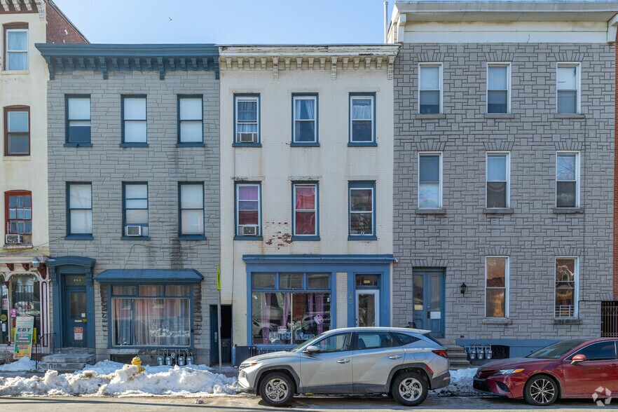 More Photos Of 242 S 5th St, Reading Storefront Retail Residential For Lease