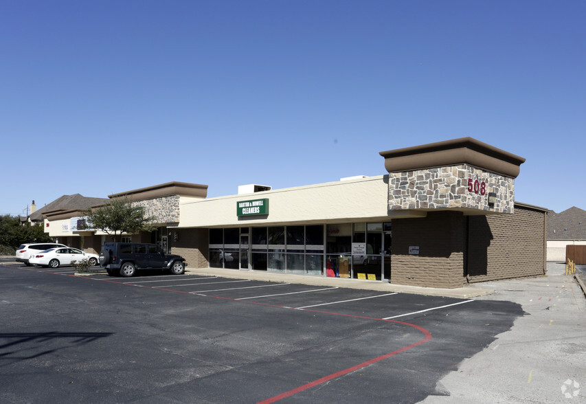 Primary Photo Of 508 W Lookout Dr, Richardson General Retail For Lease