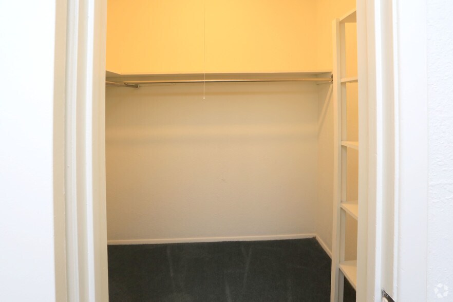 More Photos Of 1811 Lead Ave SE, Albuquerque Apartments For Sale