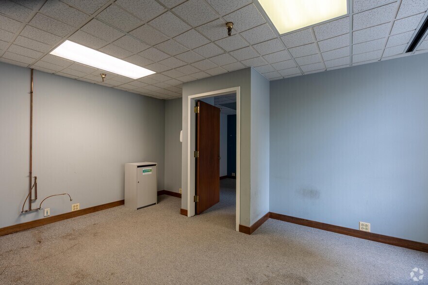 Photo of 4th Floor Ste 402