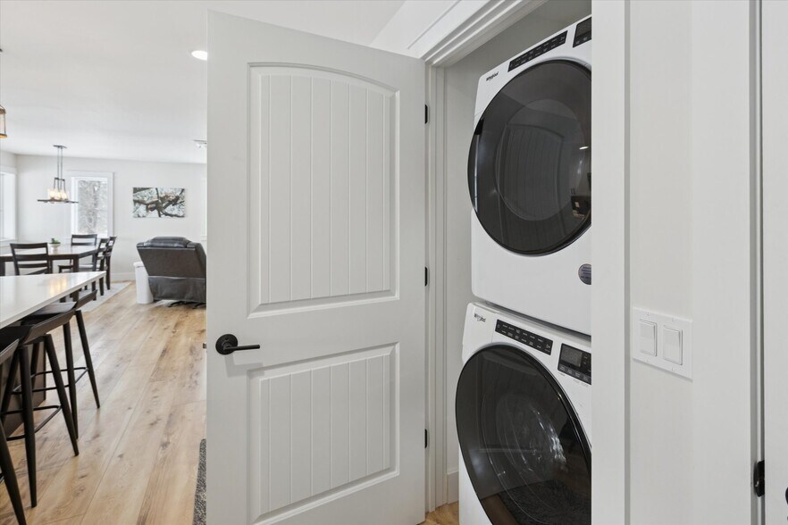 More Photos Of 8370 Lakeview Rd, Alanson Winery Vineyard For Sale