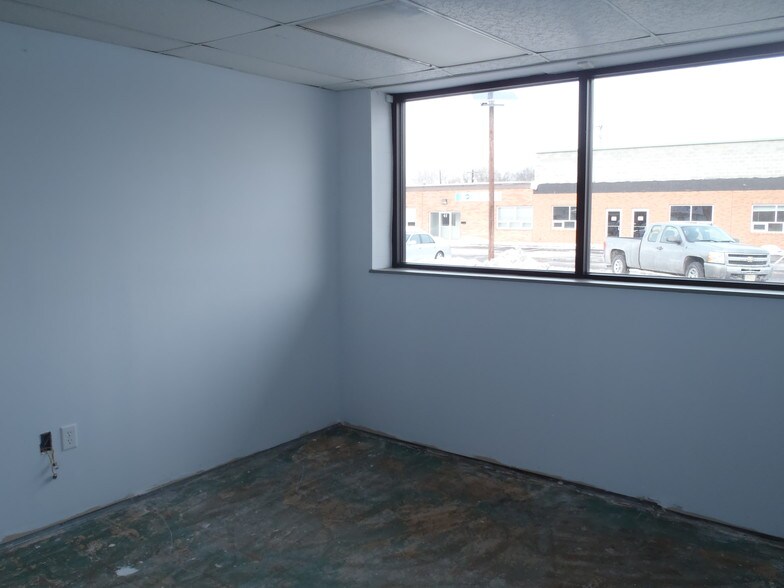 More Photos Of 1275 Bloomfield Ave, Fairfield Light Manufacturing For Lease