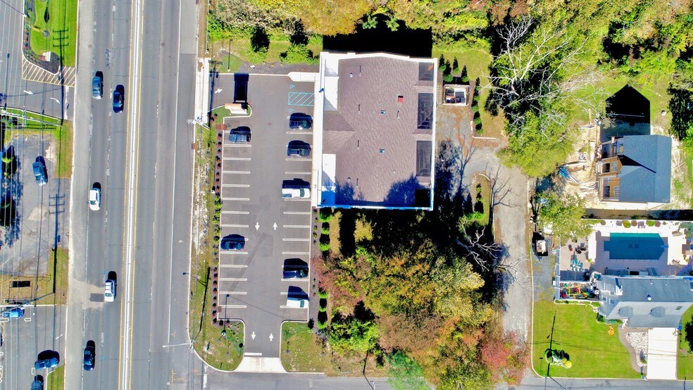 More Photos Of 1709 State Route 35, Oakhurst Freestanding For Lease