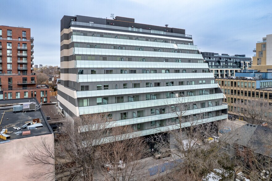 More Photos Of 863 St. Clair Ave W, Toronto Apartments For Lease